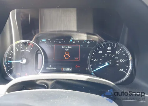 2018 Ford Expedition Xlt из США, поврежденный, VIN 1FMJU1JT3JEA03160